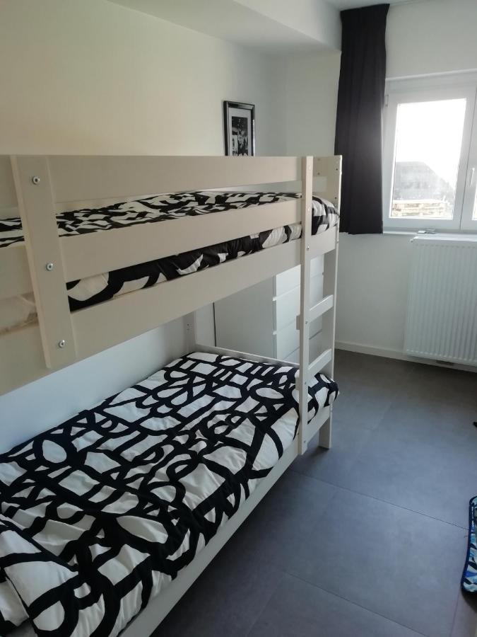 Appartement Dicht Bij Zee Ostende Exterior foto